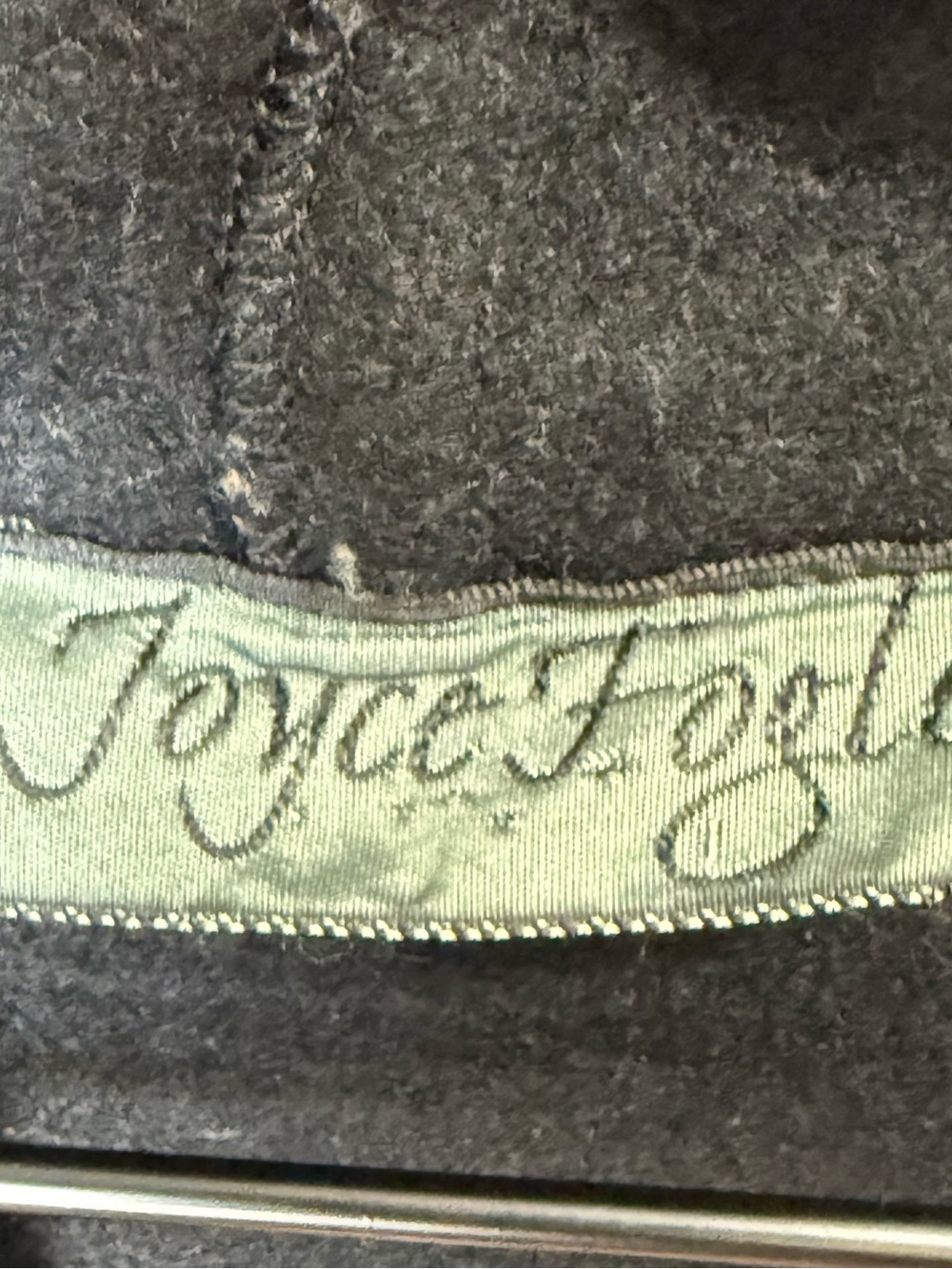 Joyce Fogle‎ Art-to-Wear Vest medium Black Wool Silk Trim Abstract Button FLAWS - Picture 3 of 16
